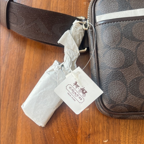 NWT Coach Brown and Black Belt Bag - Picture 6 of 10